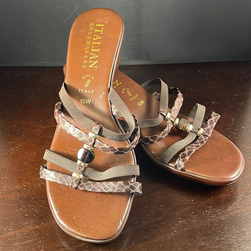 Italian Shoemakers wedge sandals in brown and black
